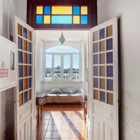 Surfcastle And Surf School Tatil Evi
