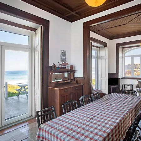 Surfcastle And Surf School Tatil Evi *