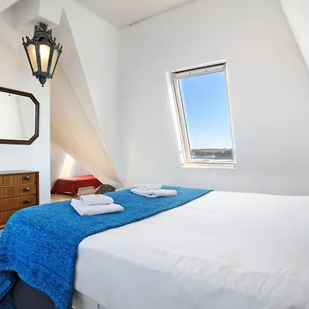 Surfcastle And Surf School Tatil Evi Ferrel (Leiria)