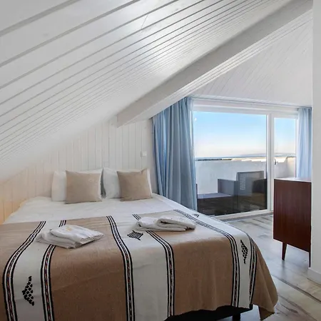 Tatil Evi Surfcastle And Surf School *